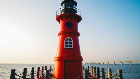 Маяк, море, пирс