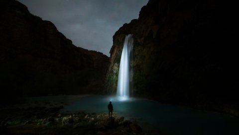 Водопад, ночь, человек, река