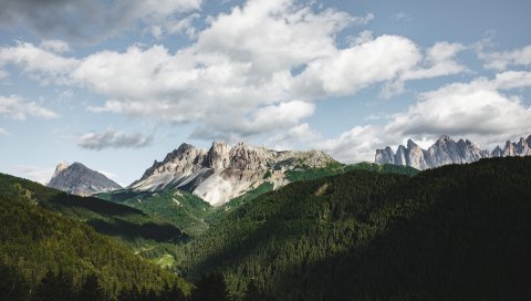 Горы, лето, трава, облака
