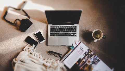 Ноутбук, macbook, iphone, apple, журнал, очки