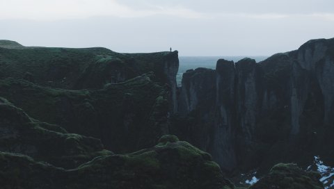 Гора, скала, холм
