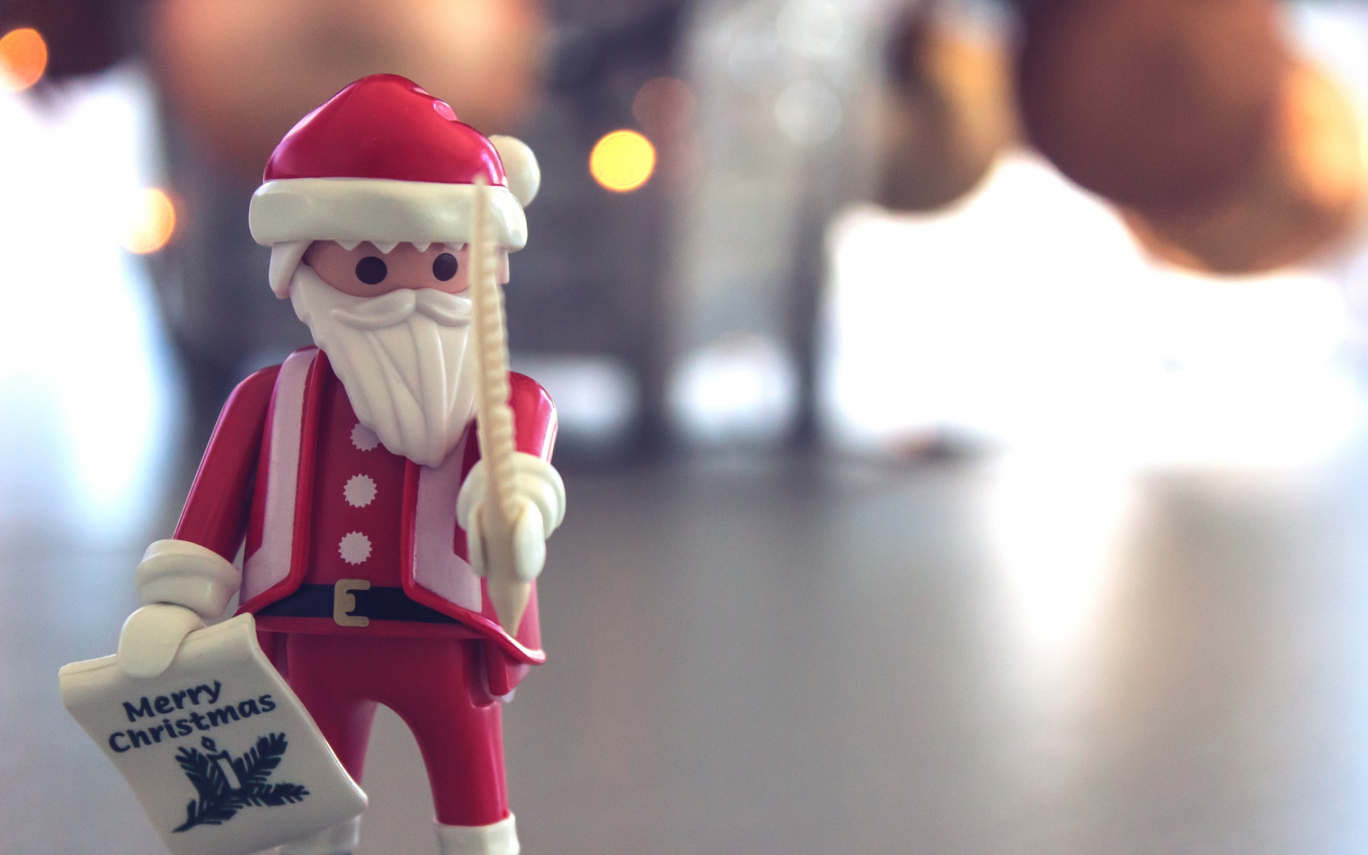Картинки Санта-Клаус, рождество, игрушка, размытие, блики фото и обои на рабочий стол