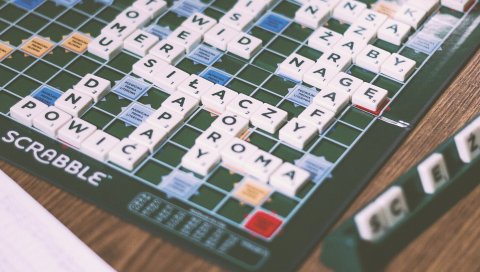 Скраббл, настольная игра, эрудиция
