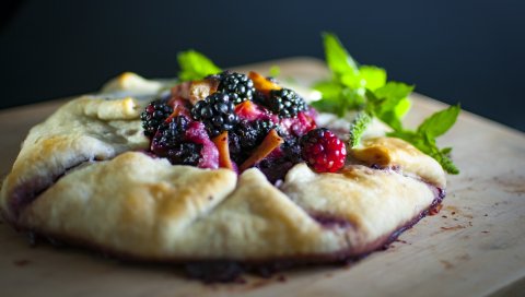 Морское печенье, выпечка, ежевика, малина, ягоды