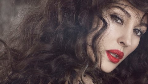 Monica bellucci, брюнетка, макияж, кудри