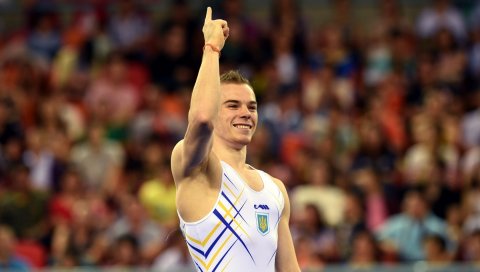 Oleg verniaiev, гимнастка, чемпион