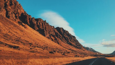 Пустыня, холмы, дорога, маркировка