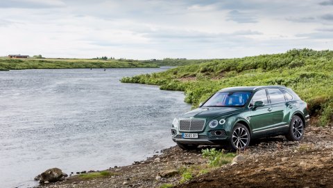 Bentley, bentayga, вид сбоку, природа