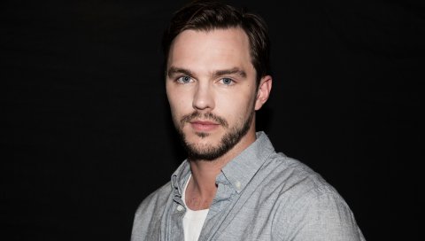 Nicholas hoult, актер, лицо, взгляд, борода