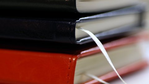 Книги, записные книжки, закладки, записи