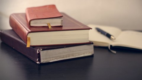 Книга, дневник, закладка