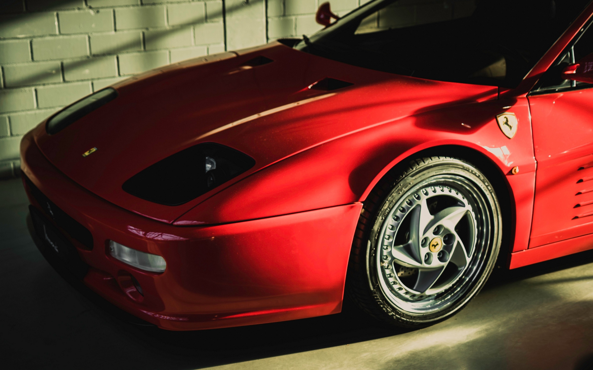 Картинки Ferrari, f512 m, вид сбоку, красный фото и обои на рабочий стол