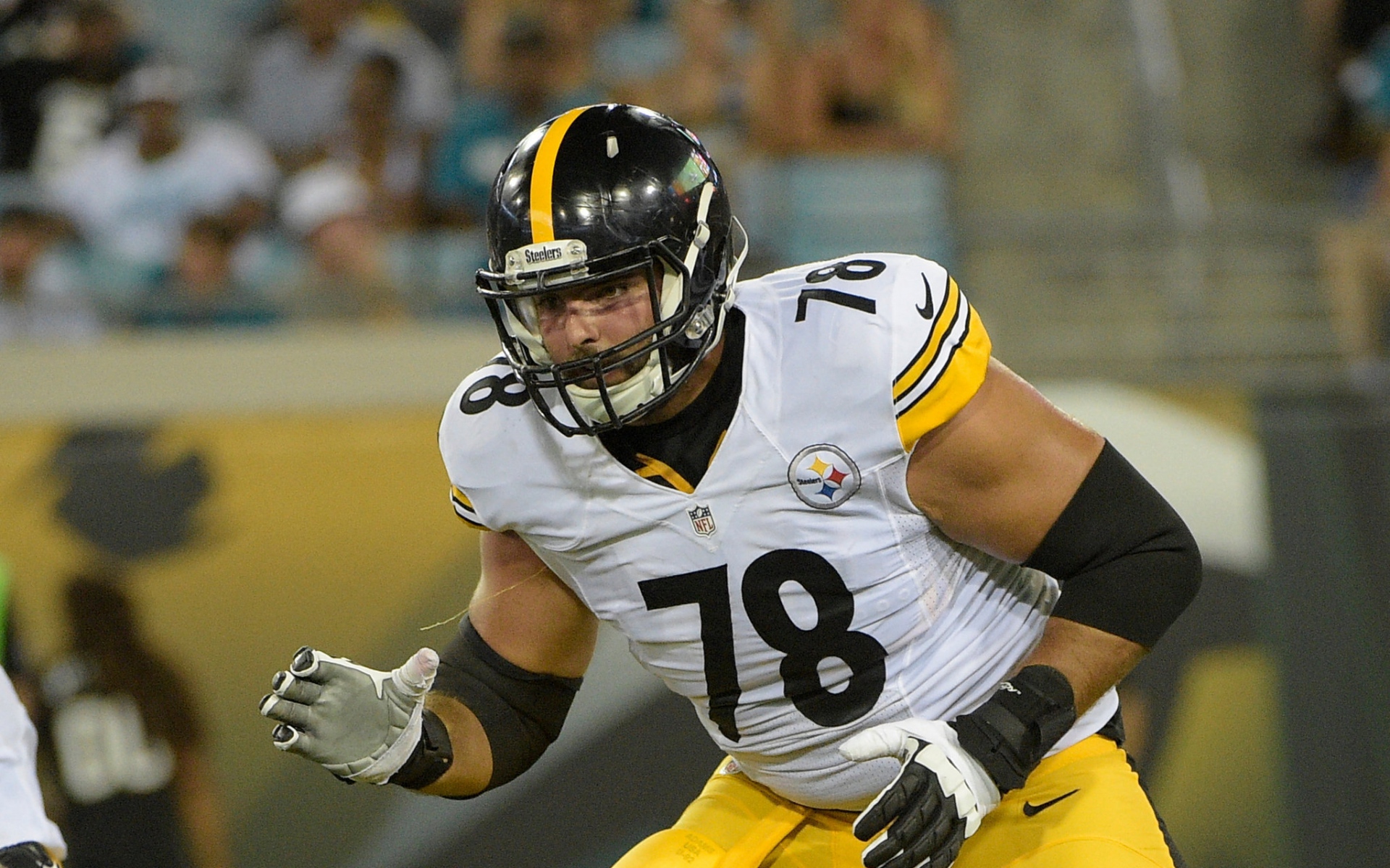 Картинки Alejandro villanueva, pittsburgh steelers, американский футбол фото и обои на рабочий стол