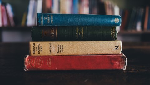 Книги, библиотека, старые