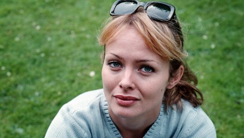 Izabella scorupco, лицо, блондинка, очки