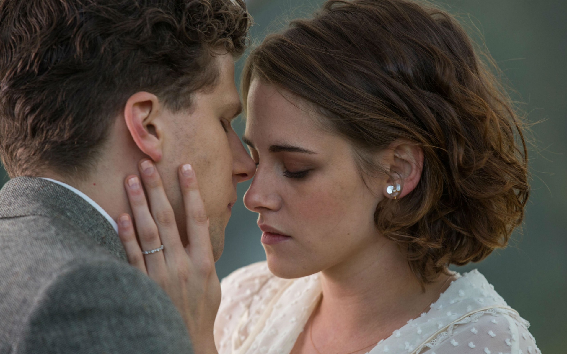 Картинки Общество кафе, jesse eisenberg, kristen stewart фото и обои на рабочий стол