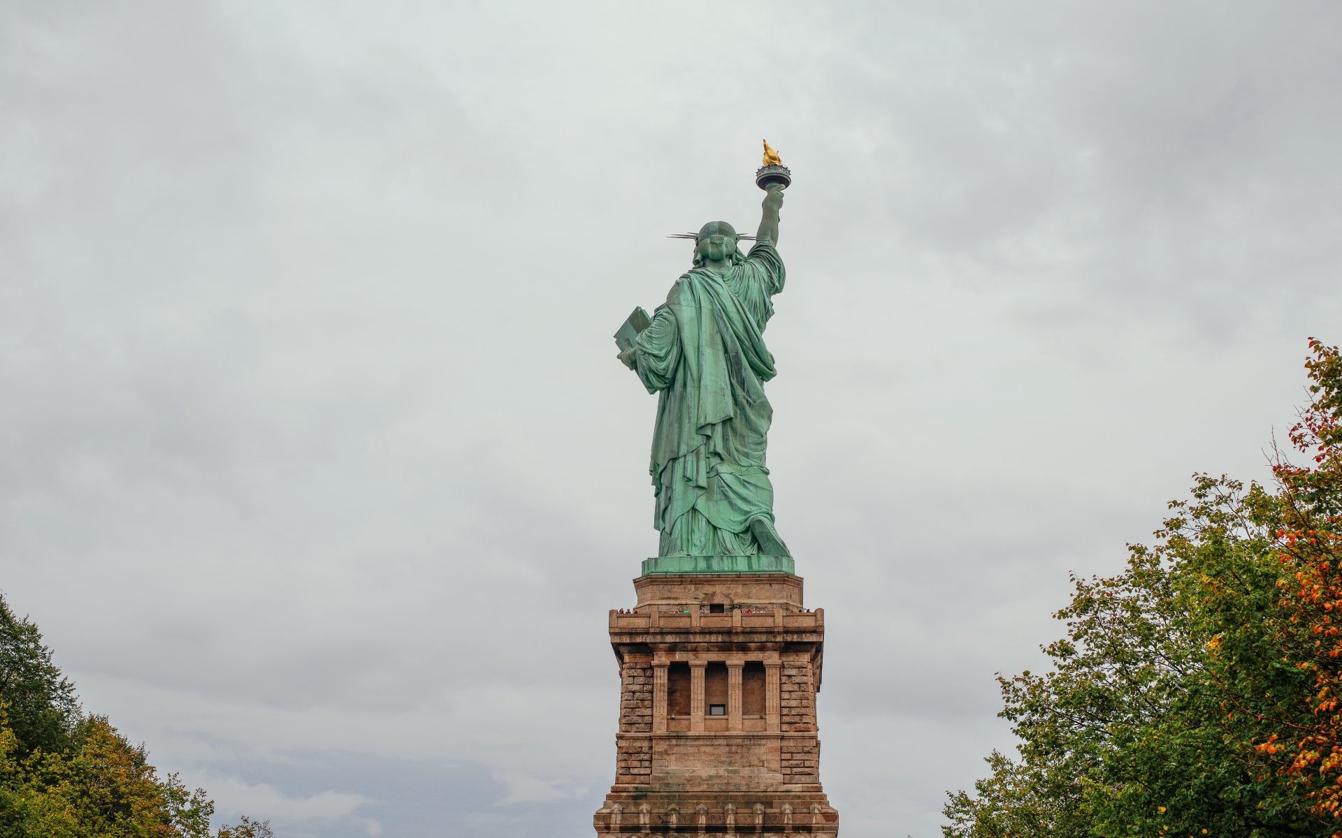 Картинки Нью-Йорк, статуя свободы, скульптура фото и обои на рабочий стол