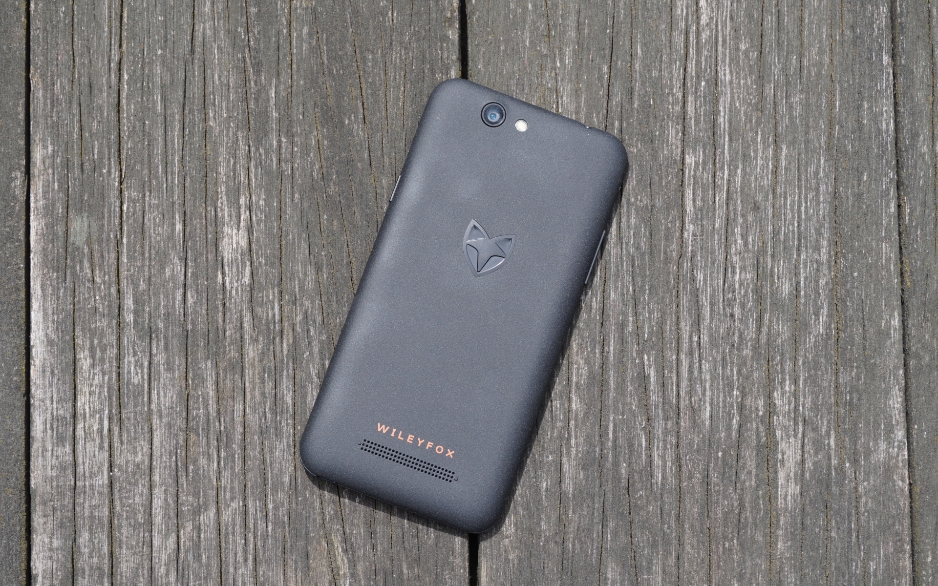 Картинки Wileyfox spark, мобильный телефон, смартфон фото и обои на рабочий стол