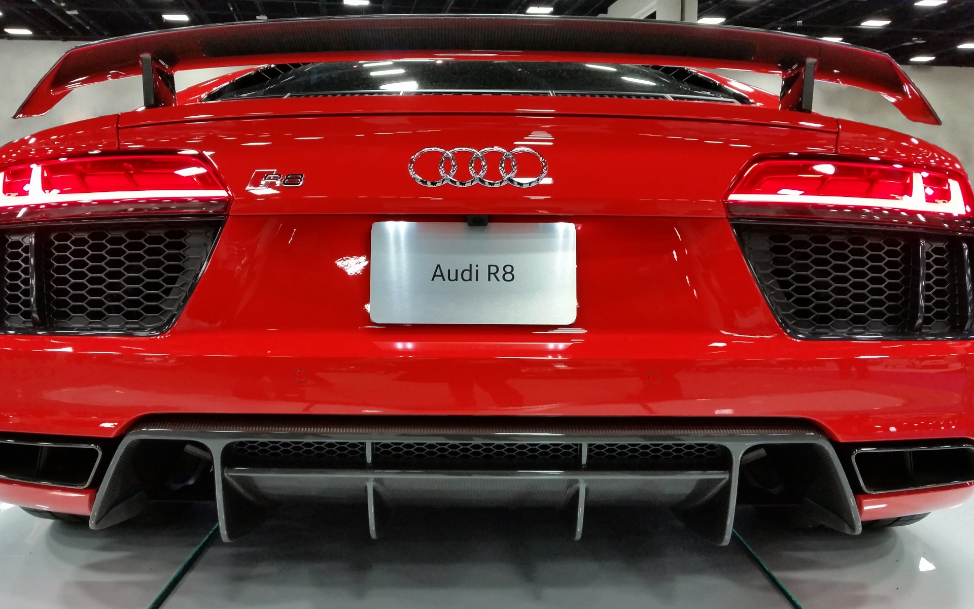 Картинки Audi r8, audi, красный, вид спереди фото и обои на рабочий стол