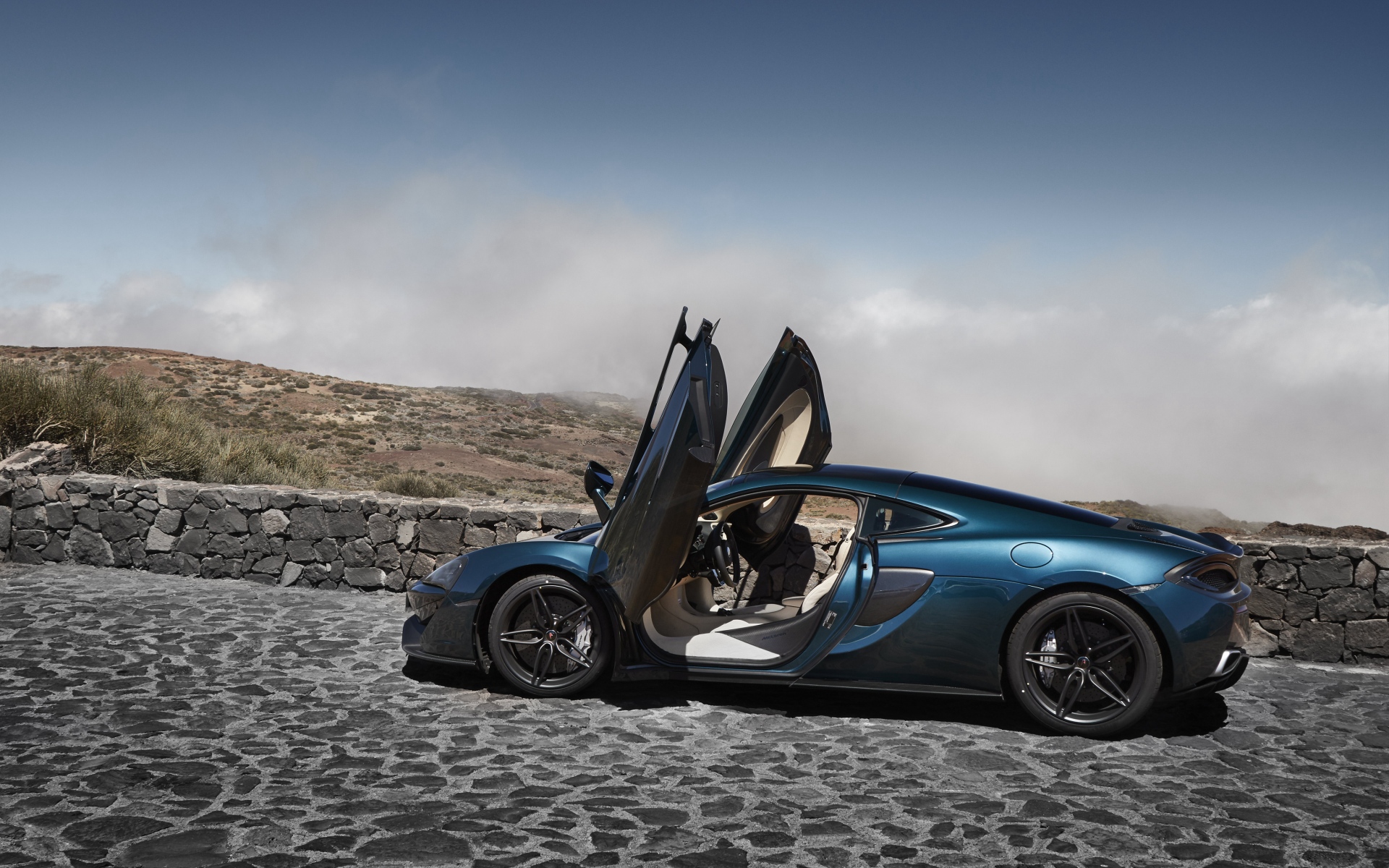 Картинки Mclaren, 570gt, вид сбоку, спортивный автомобиль фото и обои на рабочий стол