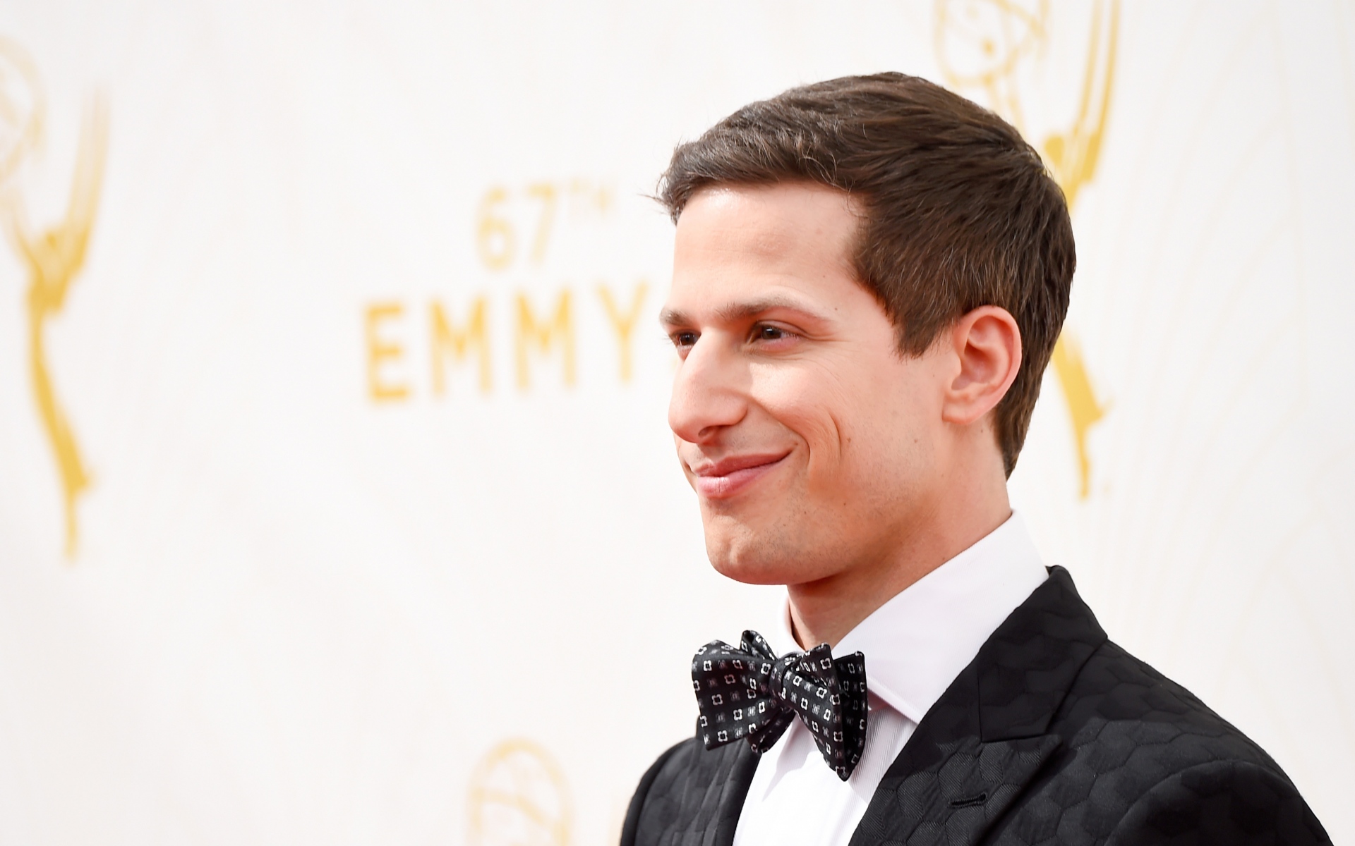 Картинки Andy samberg, актер, лицо, улыбка, куртка фото и обои на рабочий стол