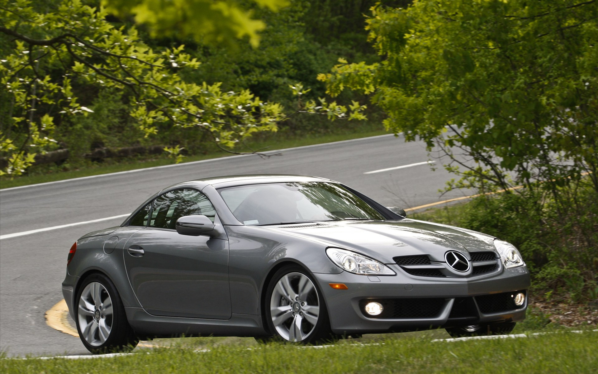 Картинки Mercedes slk 350, вид сбоку, вращение фото и обои на рабочий стол
