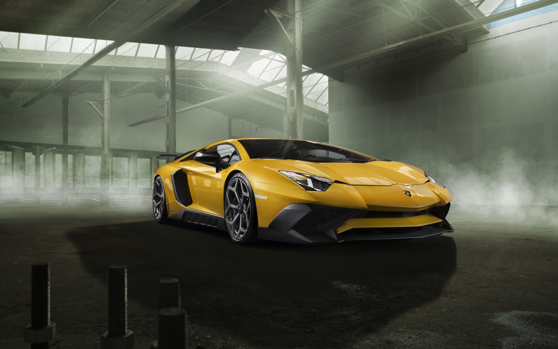 Картинки Lamborghini, aventador, желтый, вид сбоку фото и обои на рабочий стол