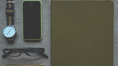 Телефон, iphone, яблоко, ноутбук, часы, очки, ручки