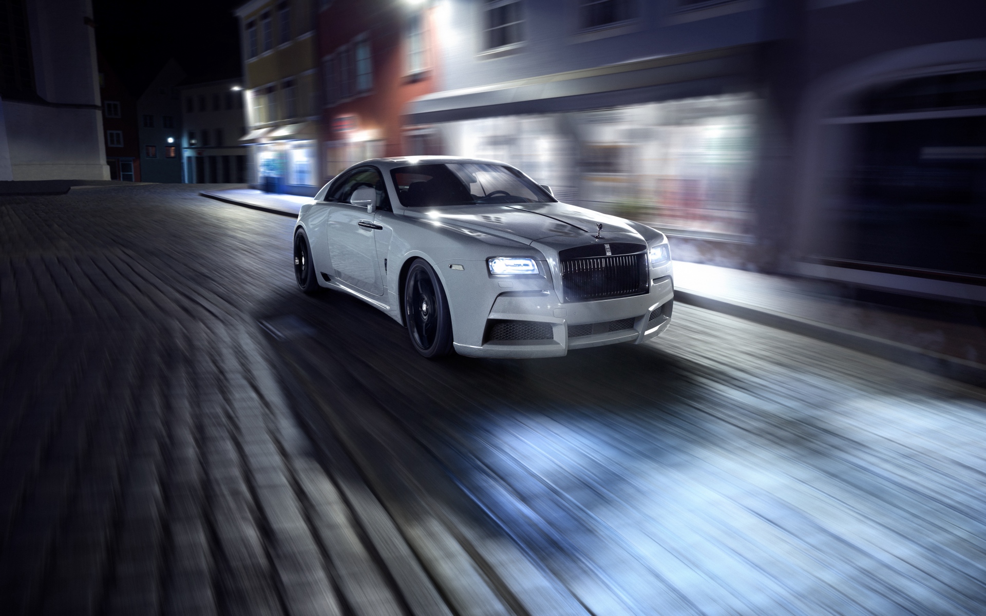 Картинки Rolls-royce, spofec, белый, вид сбоку, движение фото и обои на рабочий стол