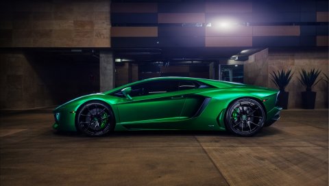 Lamborghini aventador, зеленый, вид сбоку