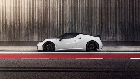 Pogea гонки, альфа ромео, 4с, вид сбоку