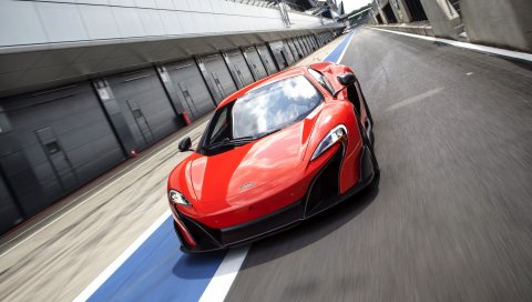 Mclaren, 675lt, us-spec, красный, движение