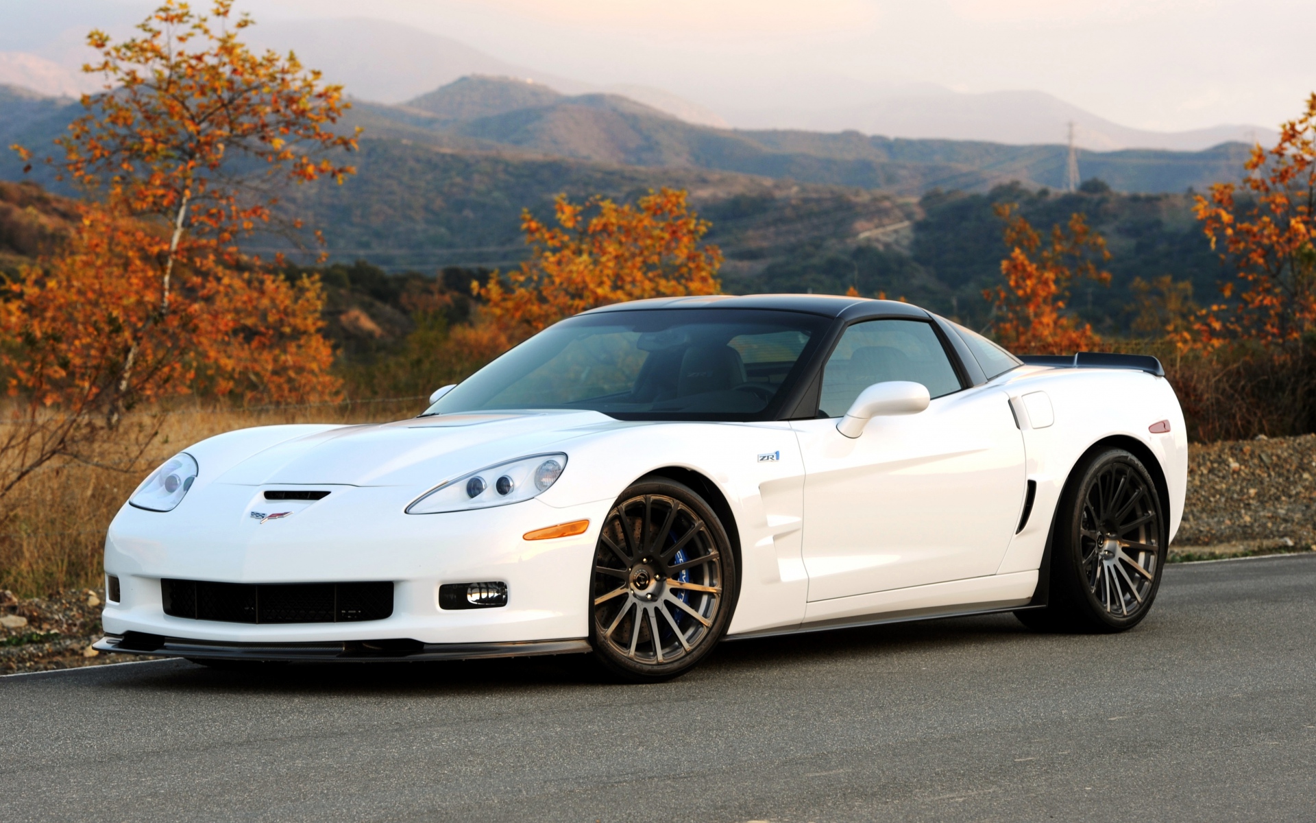Картинки Hennessey, chevrolet, corvette, zr1, c6, белый, вид сбоку фото и обои на рабочий стол
