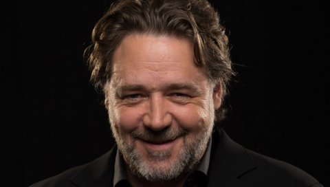 Russell crowe, актер, улыбка, щетина