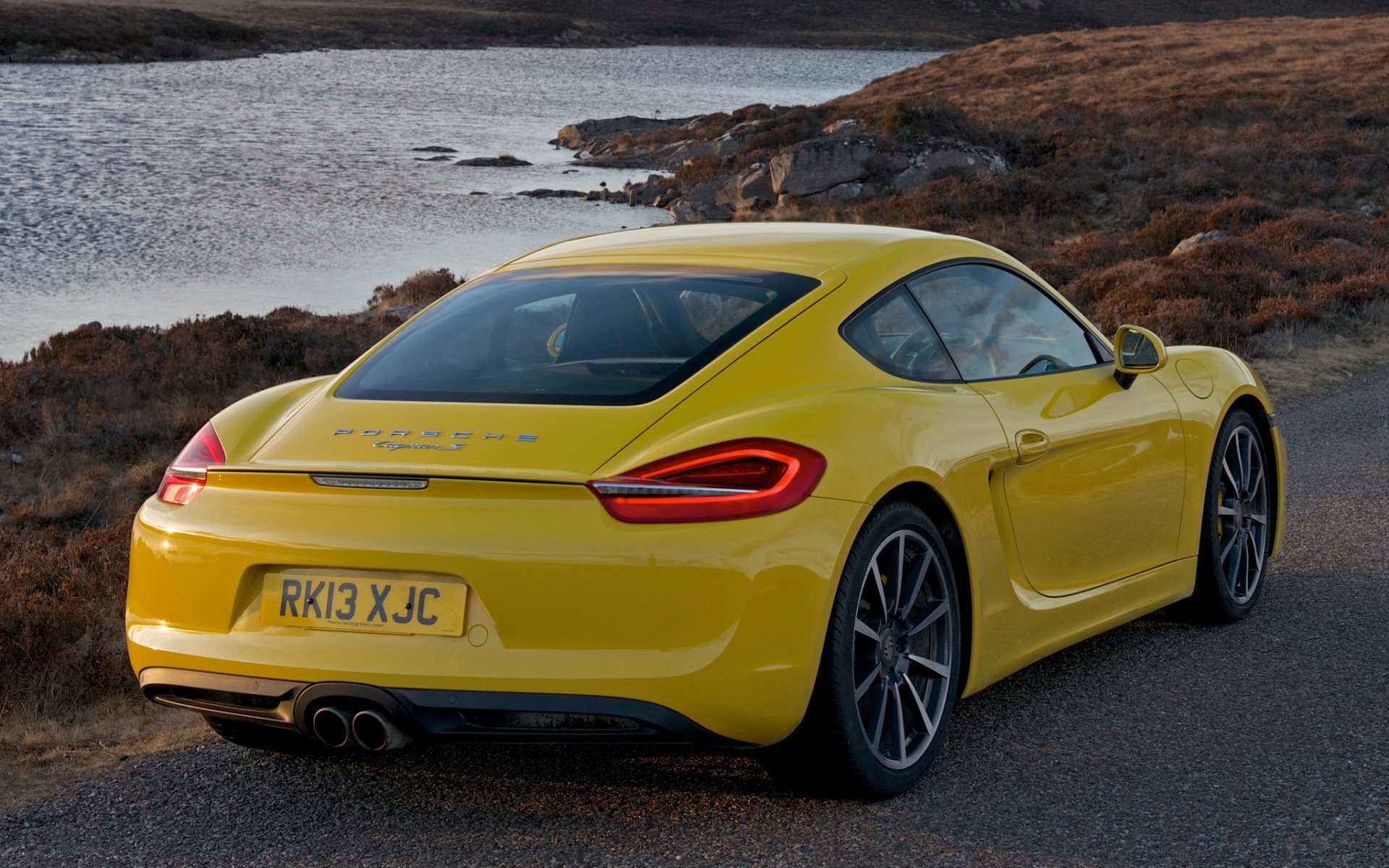 Картинки Porsche, cayman s, желтый, вид сзади фото и обои на рабочий стол