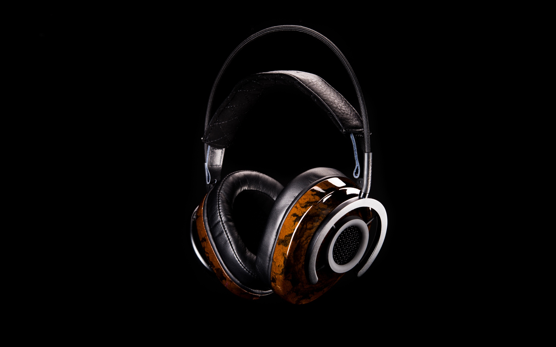 Картинки Наушники audioquest, dacs, цифровое аудио, наушники фото и обои на рабочий стол