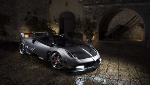 Pagani, huayra, вид сбоку