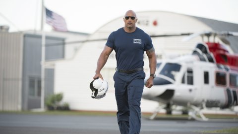 San andreas, dwayne johnson, raymond выигрывает