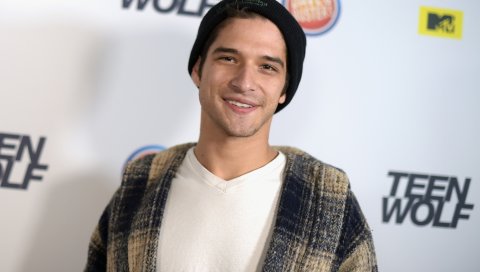 Tyler posey, актер, улыбка, шляпа