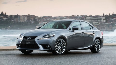 Lexus, 200t, вид сбоку, серебро