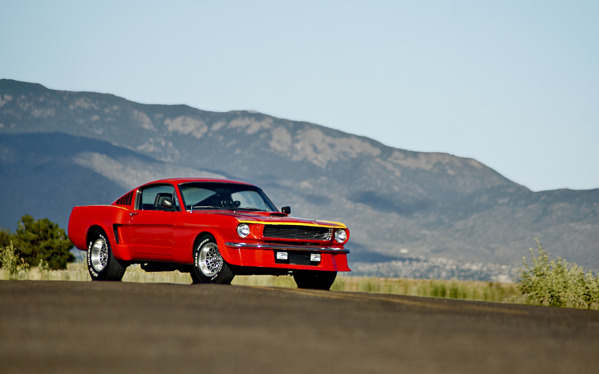 Картинки Ford mustang, 1965, красный, вид сбоку фото и обои на рабочий стол