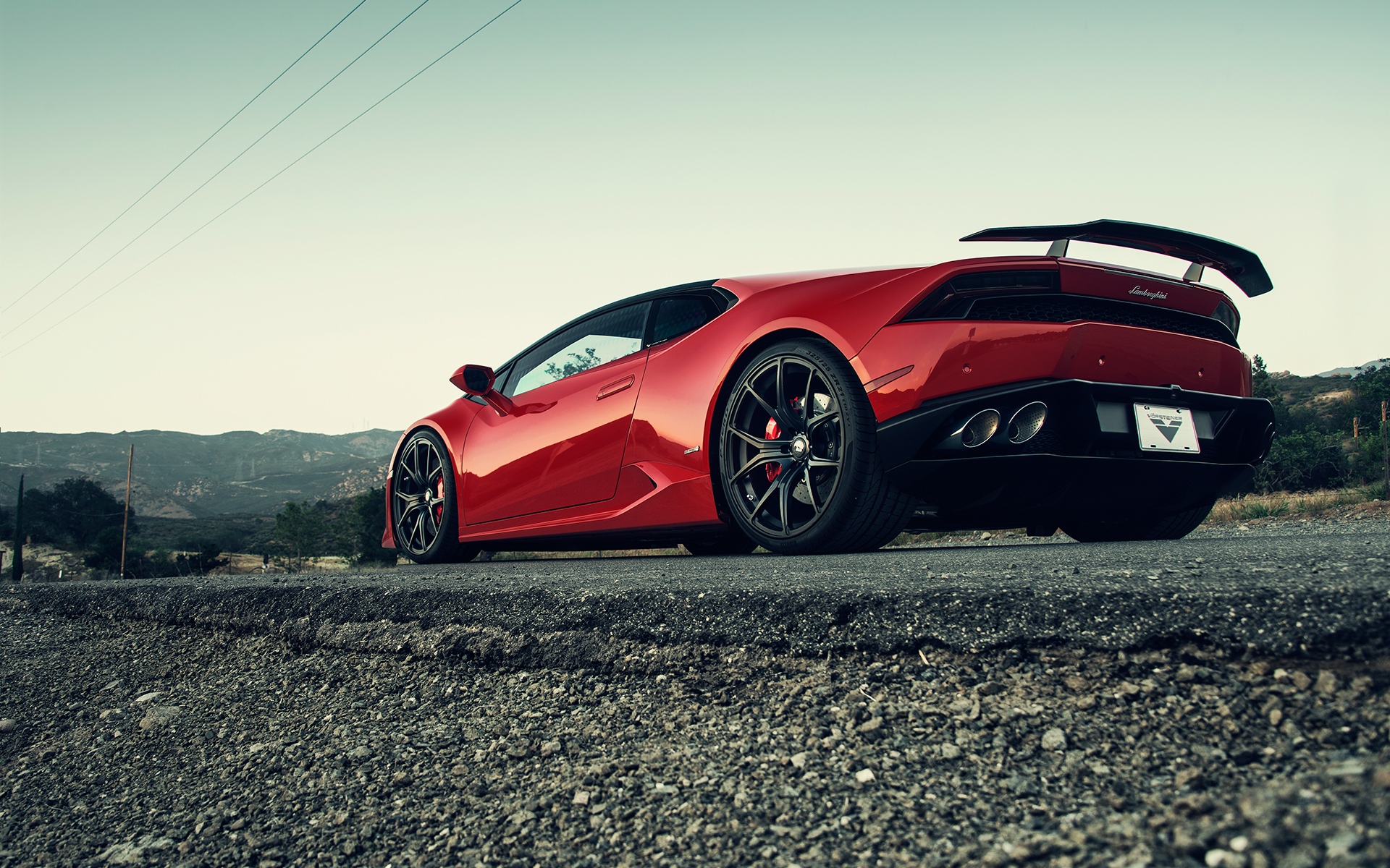Картинки Lamborghini, huracan, красный, вид сбоку фото и обои на рабочий стол