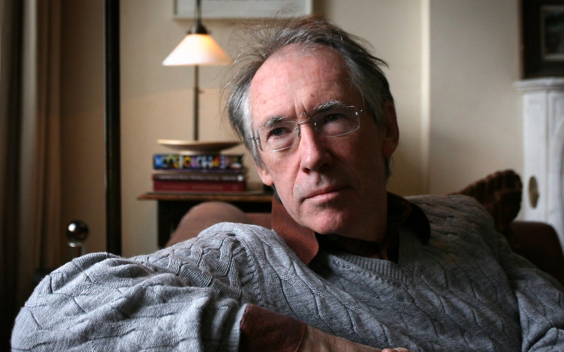 Картинки Ian mcewan, писатель, очки, лицо фото и обои на рабочий стол