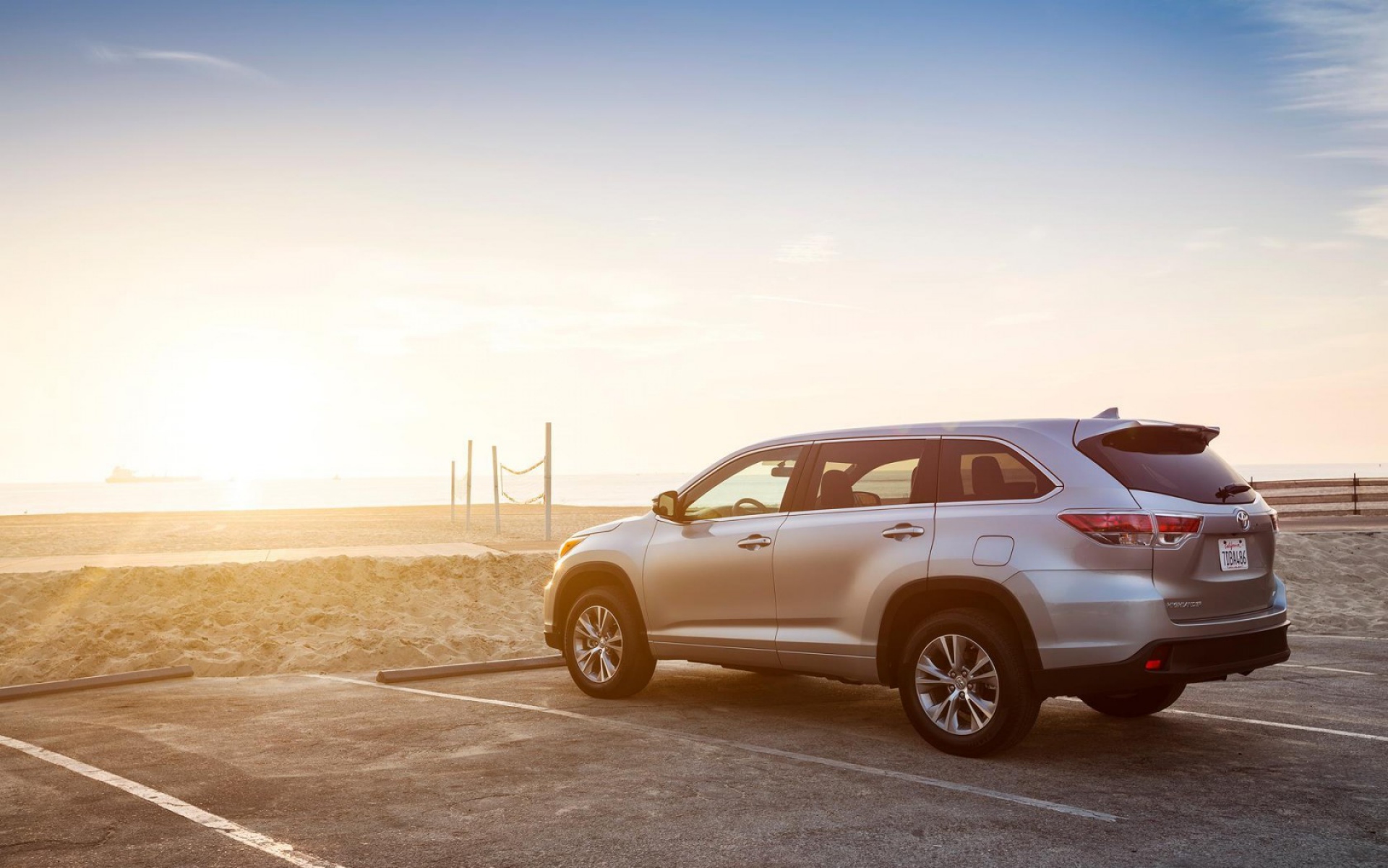 Картинки Toyota, highlander, вид сбоку фото и обои на рабочий стол