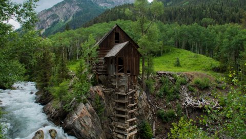 Хрустальная мельница, деревья, горы, небо