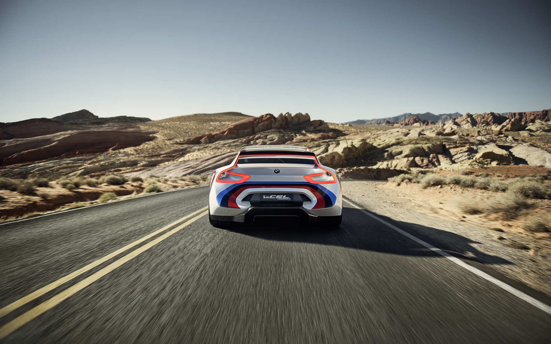 Картинки BMW, CSL, Hommage г, вид сзади, скорость фото и обои на рабочий стол