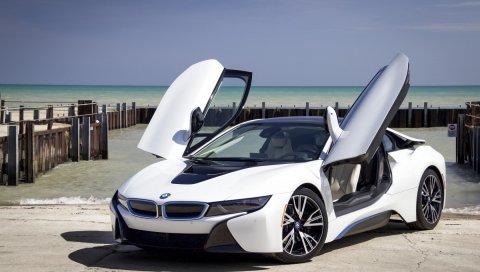 Bmw i8, белый, вид сбоку