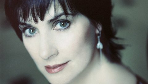 Enya, певец, лицо, брюнетка