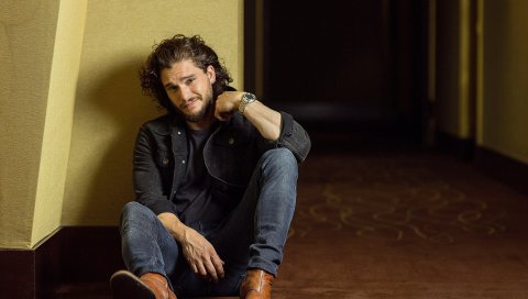 Комплект harington, актер, брюнетка, ванная комната