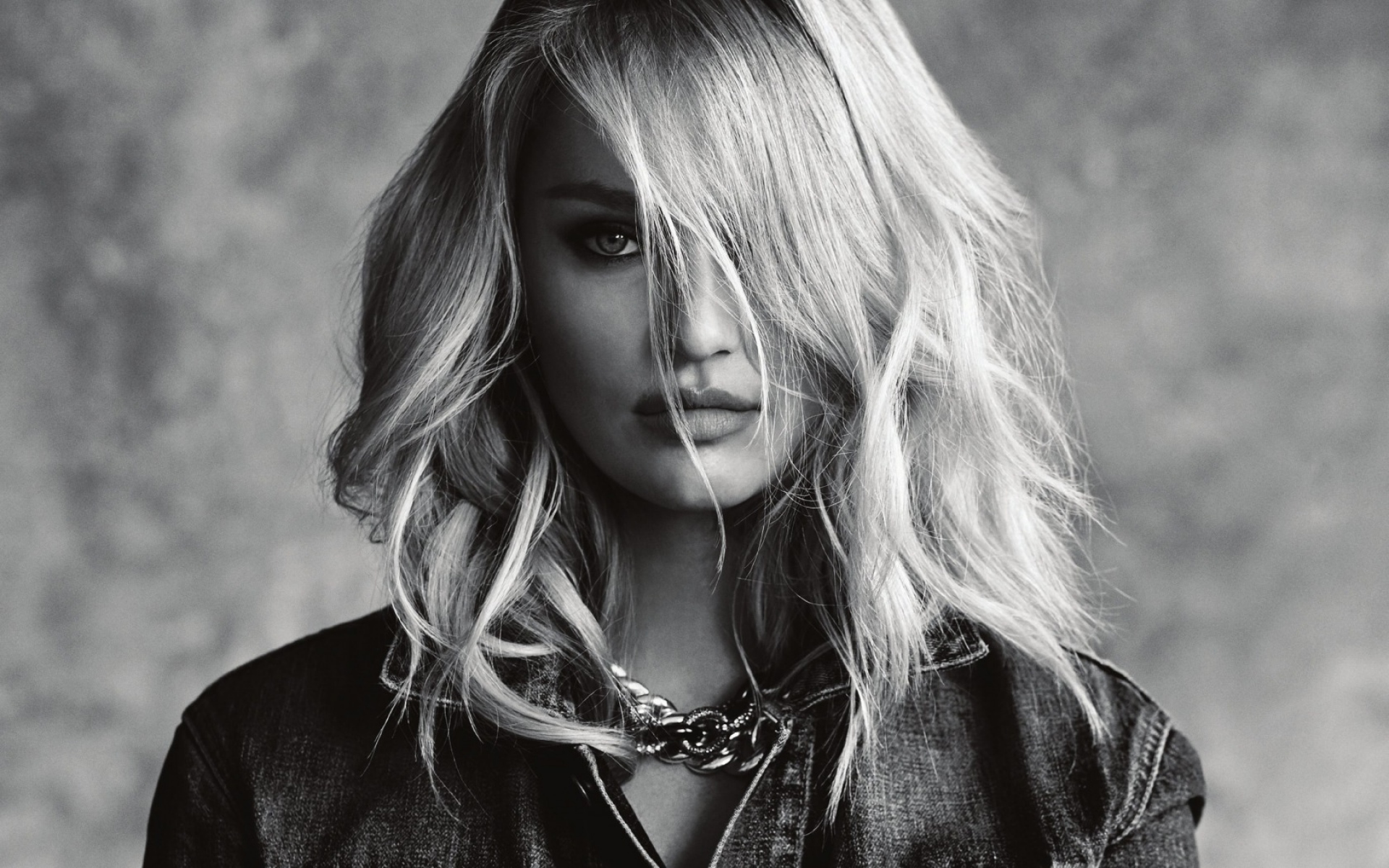 Картинки Candize swanepoel, модель, лицо, bw фото и обои на рабочий стол